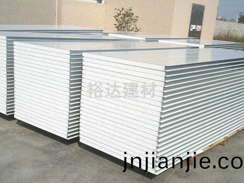 950型墙面夹芯板