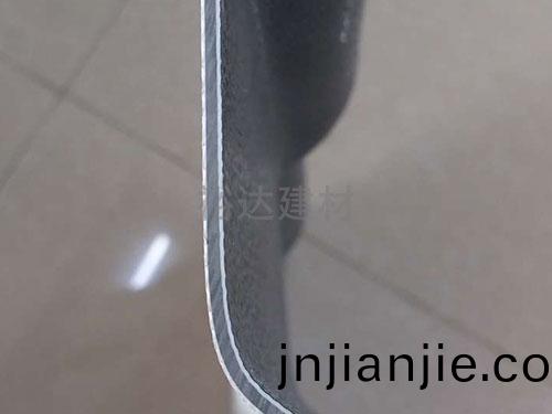 全新(xin)料树脂瓦